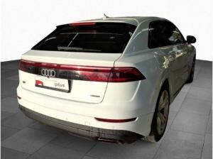 Audi Q8 55 TFSI e quattro S line Matrix Pano HuD 360°