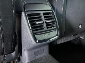 Skoda Kamiq Monte Carlo DSG AHK-Vorb.*Navi*Matrix*ACC*Panorama*Kamera*Blind-Spot*LichtAssist*Kessy*Induktiv Lade