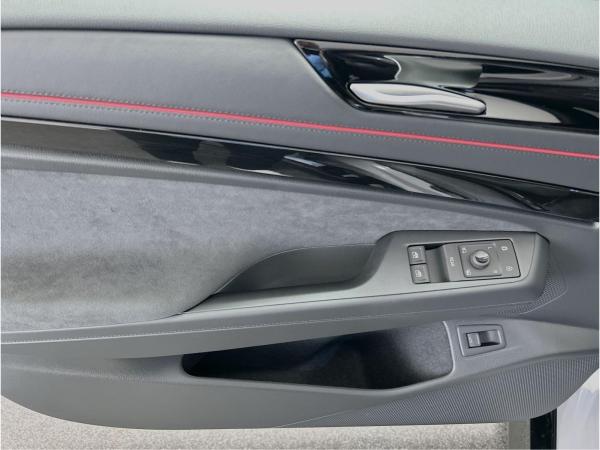 Volkswagen ID.7 GTX Tourer 86 kWh 4Motion CarPlay Matrix