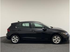 Volkswagen Golf VIII Lim. 2.0 TDI Life Fahrschulauto