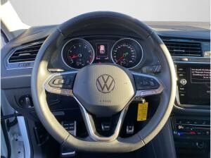 Volkswagen Tiguan 1.5 TSI KLIMA LED NAVI EINPARKHILFE