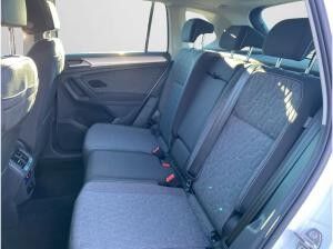 Volkswagen Tiguan 1.5 TSI KLIMA LED NAVI EINPARKHILFE