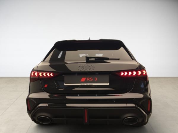 Audi RS3 Sportback 2.5 TFSI quattro Matrix