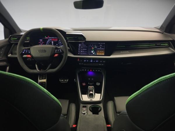 Audi RS3 Sportback 2.5 TFSI quattro Matrix