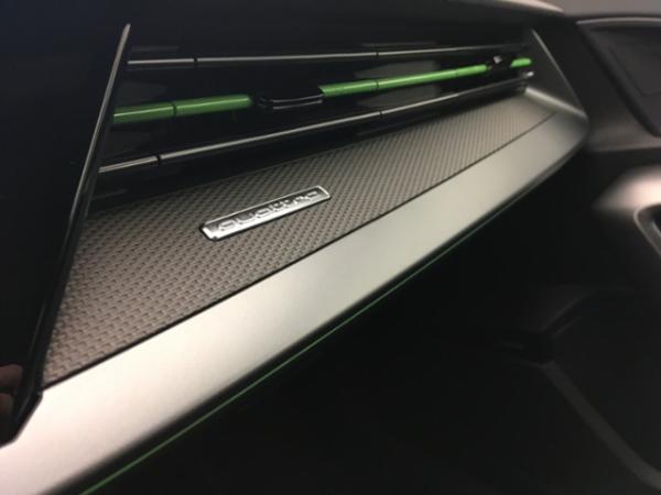 Audi RS3 Sportback 2.5 TFSI quattro Matrix