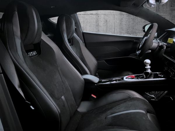 Lotus Emira V6 SE * Leipzig*