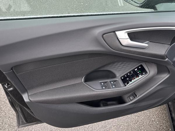 Audi A5 Avant 2.0 TFSI S tronic MMI LED AHK Kamera