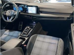 Volkswagen Golf VIII 1.4 eHybrid GTE DSG LM18 Navi Sitzhzg Volkswagen Golf VIII 1.4 eHybrid GTE DSG LM18 Navi Sitzhzg