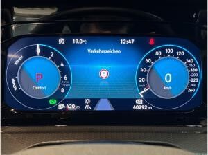 Volkswagen Golf VIII 1.4 eHybrid GTE DSG LM18 Navi Sitzhzg Volkswagen Golf VIII 1.4 eHybrid GTE DSG LM18 Navi Sitzhzg
