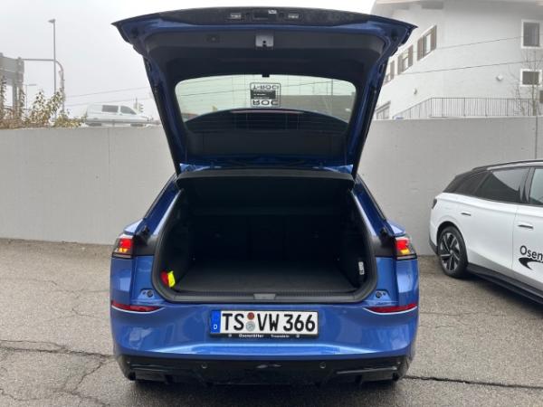 Volkswagen T-Roc R-Line, 1.5 l eTSI OPF 110 kW (150 PS) 7-Gang-DSG