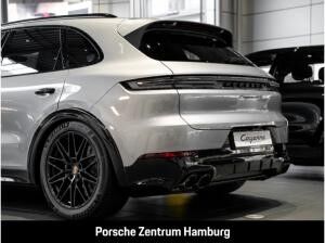 Porsche Cayenne GTS Panorama Head-Up Display