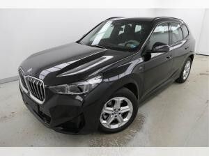 BMW X1 20i M Sport  verf. ab 03/2026 Dr. Ass. +, Parkass., Harm/Kard., uvm.
