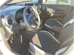 Hyundai i10 79 PS Alu Navi Kamera PDC hi Tempomat AC/AA