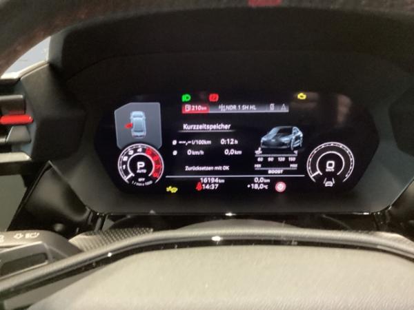 Audi RS3 Limousine 2.5TFSI qu.280km/h*Matrix*Sonos*Pano*ACC*HUD