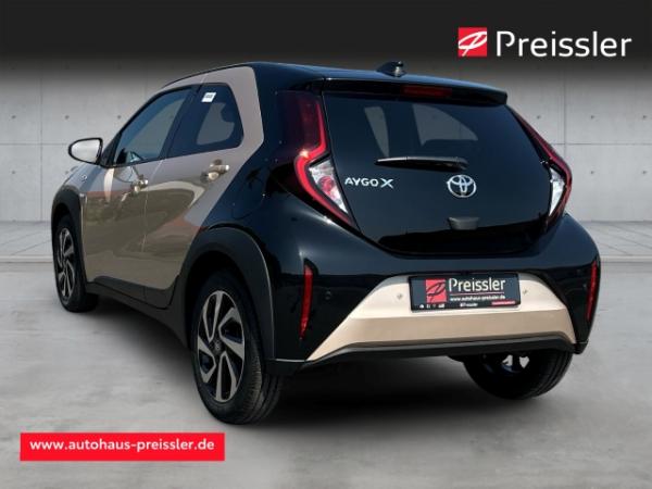 Toyota Aygo X Teamplayer + Komfort Paket LED Soundsystem Blendfreies Fernl. ACC Apple CarPlay