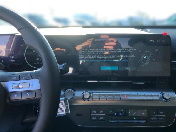 Hyundai KONA Hyundai KONA 138 PS Automatik/Trend/elek. Heckklappe/Vorführwagen/Privat