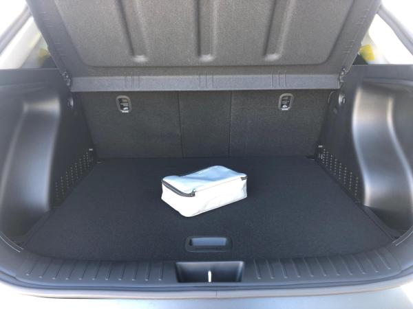 Hyundai KONA Hyundai KONA 138 PS Automatik/Trend/elek. Heckklappe/Vorführwagen/Privat