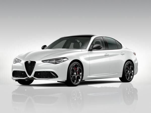 Alfa Romeo Giulia Veloce 2.0 Turbo 280PS AT8 Q4 Panorama Navi Alfa Romeo Giulia Veloce 2.0 Turbo 280PS AT8 Q4 Panorama Navi