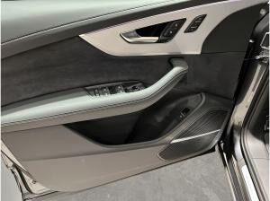 Audi Q7 SUV Sline TDI quattro 210kW tiptronic(MT)