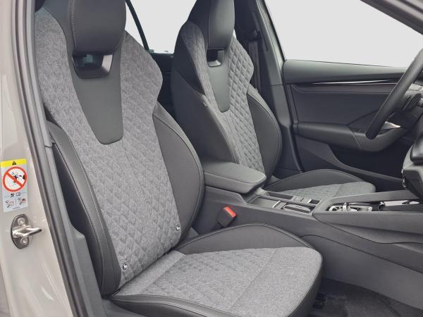 Skoda Octavia Combi 2.0 TDI Sportline Matrix HUD