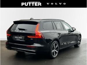 Volvo V60 B4 DCT Plus Dark Mild-Hybrid *Vorfürwagen Aktion*
