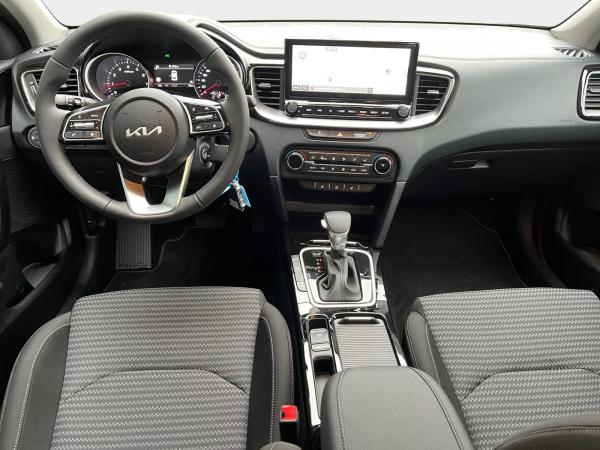Kia Ceed ceed 1.5 T-GDI Vision +DCT+Komfort+Navi+R.Kamera+