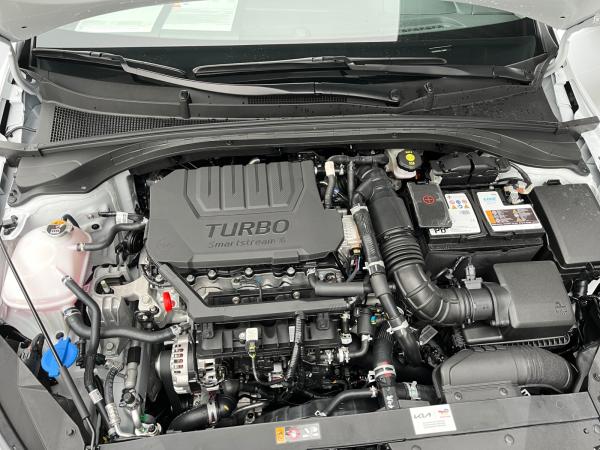 Kia Ceed ceed 1.5 T-GDI Vision +DCT+Komfort+Navi+R.Kamera+