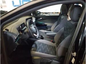 Volkswagen ID.4 Pure Performance 125 kW LED+NAV+PAN+ACC