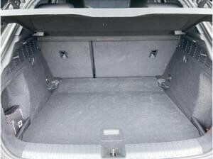 Audi A3 Sportback Advanced 30 TFSI S tronic LED ACC 18