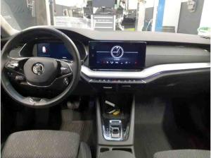 Skoda Octavia Combi Clever 2.0TDI DSG / SmartLink, LED