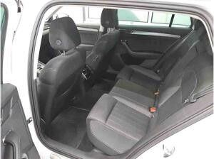 Skoda Superb Combi Style 2.0TDI DSG/ Matrix, Navi, AHK