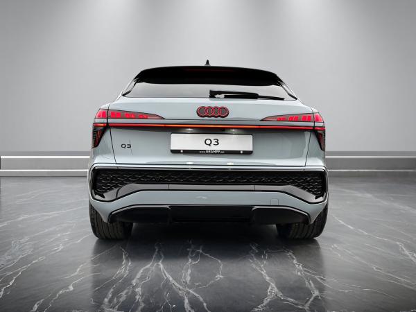 Audi Q3 Sportback TDI 110 kW S-line S tronic + TECH PLUS + KLIMATISIERUNGSPAKET PLUS + LED + EXTERIEUERPAKET