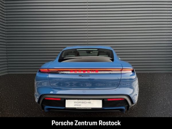 Porsche Taycan Black Edition
