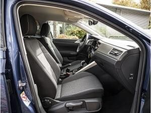 Volkswagen Taigo MOVE 1.5 TSI LED IQ.Drive Navi ParkPilot AppConnect DSG