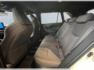 Toyota RAV 4 Plug In Teamplayer Toyota RAV 4 Plug In Teamplayer