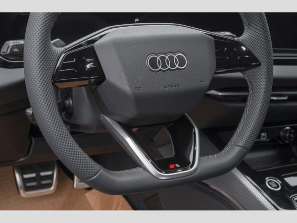 Audi A5 Avant e-hybrid quattro S line/Tech plus/Exterieurpaket schwa Audi A5 Avant e-hybrid quattro S line/Tech plus/Exterieurpaket schwa