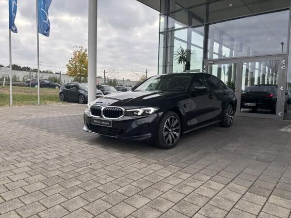 BMW 330 e Lim. 0,5% & 24% rabatt/ NUR BIS AUSLIEFERUNG / ZULASSUNG 23.12.2025 - SEHR SCHNELL SEIN
