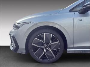 Volkswagen Golf 1.5 eTSI DSG R-Line Pano Black-Style Navi