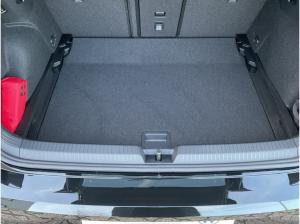 Volkswagen Golf VIII GTI 2.0 TSI DSG AHK Navi Kamera ACC