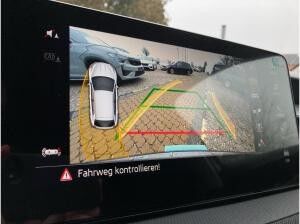 Skoda Fabia 1.0 TSI Tour LED.NAV.SHZ.KAM.VC.Lenk-HZ.LaneA.pACC.KESSY.SUNSET.SmartLink