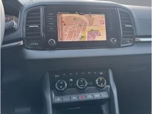 Skoda Karoq Tour 1.5 TSI DSG AHK NAVI LED ACC DAB RFK