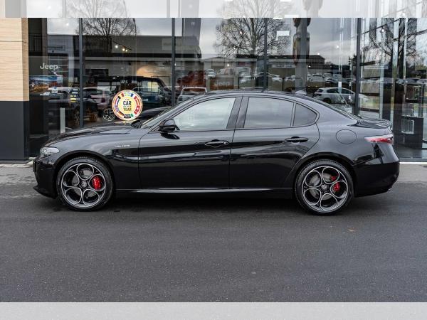 Alfa Romeo Giulia Veloce 2.0 Turbo AT8 Q4 SOFORT PANORAMA PREMIUM TECHNOLOGIE