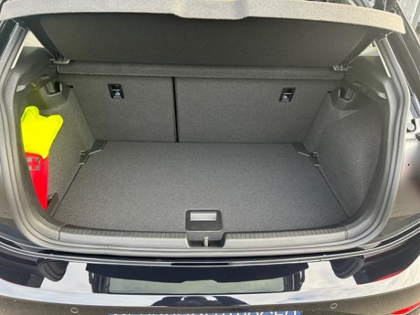 Volkswagen Polo 1.0TSI DSG Style SHZ+GJR+IQ.LIGHT+NAVI+APP