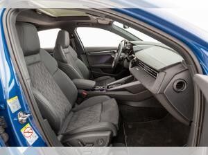 Audi S3 Limousine TFSI S tr. PDC RFK NAVI HUD PANO Audi S3 Limousine TFSI S tr. PDC RFK NAVI HUD PANO