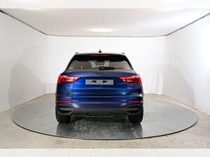 Audi Q3 S line 40 TFSI 7-Gang tronic quattro 2.0 Allrad Audi Q3 S line 40 TFSI 7-Gang tronic quattro 2.0 Allrad