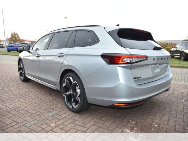 Skoda Superb Combi 2.0TDI Sportline*Navi*AHK*Sthz*Canton