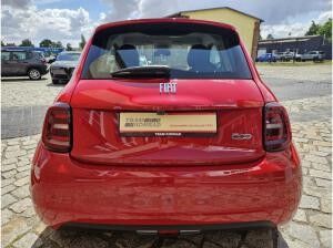 Fiat 500e Red 42KWH RED - Komfort Paket - sofort verfügbar