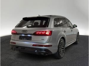 Audi Q7 S line TFSI e quattro tiptronic Audi Q7 S line TFSI e quattro tiptronic