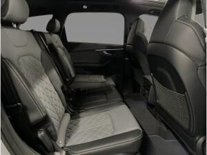 Audi Q7 S line TFSI e quattro tiptronic Audi Q7 S line TFSI e quattro tiptronic