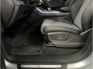 Audi Q7 S line TFSI e quattro tiptronic Audi Q7 S line TFSI e quattro tiptronic